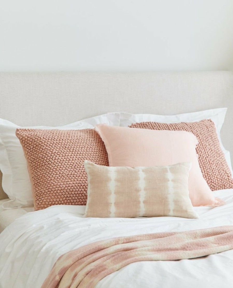 Living * | Anaya Knotted Pillow Pink Living